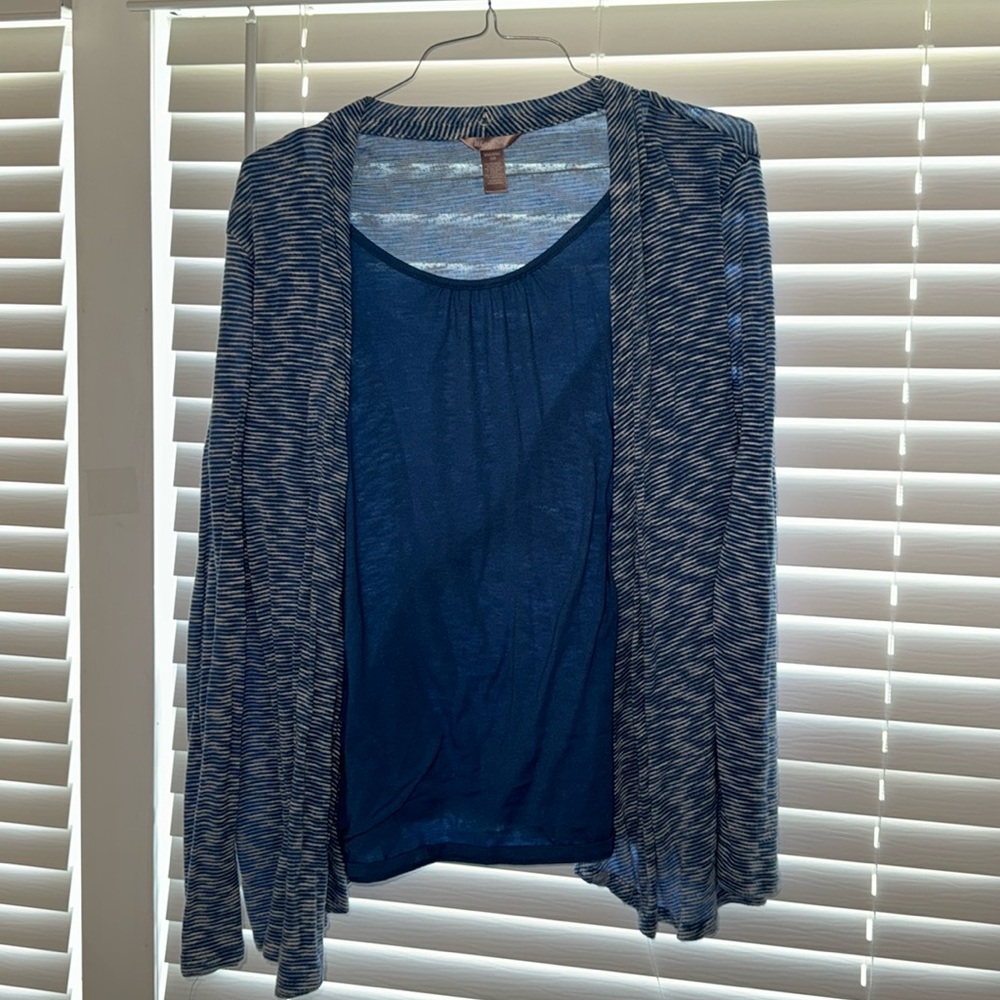 Women’s White Stag XXL (20) 2-fer blouse